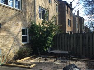 3010 Covington St, Fairfax VA  22031-2011 exterior