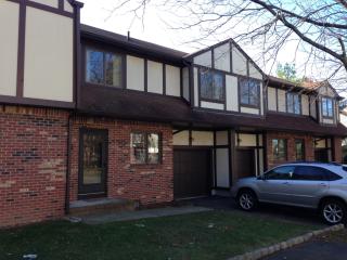 15 Leicester Ln, Trenton NJ  08628-2229 exterior