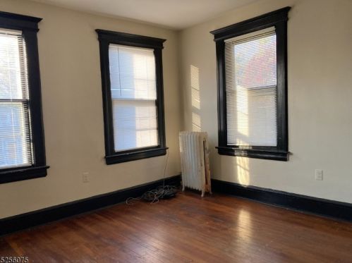 44 Burnett Ave, Maplewood NJ  07040-2917 exterior