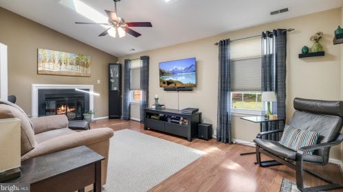 165 Timber Rd, Southampton PA  18966-2830 exterior