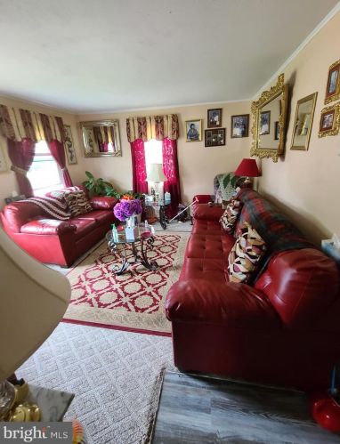 439 Morehouse Dr, Wilmington, DE 19801-5740
