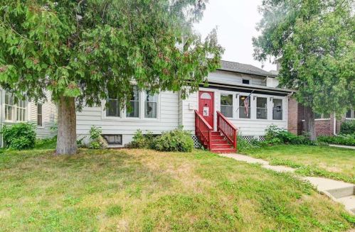 203 Main St, Edgerton, WI 53534-1613