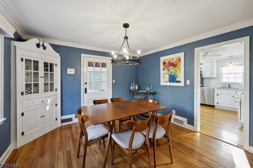 335 South St, Morristown NJ  07960-6022 exterior