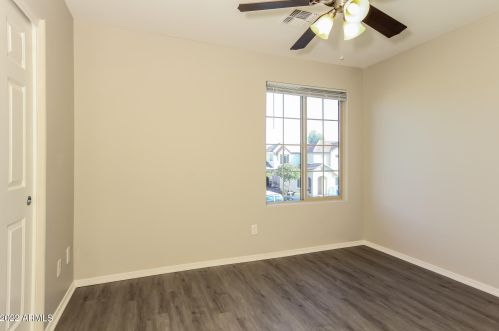 2822 73rd Dr, Phoenix AZ  85035-3256 exterior