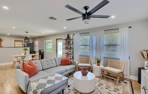 1646 3rd Ave, Delray Beach FL  33444-4117 exterior