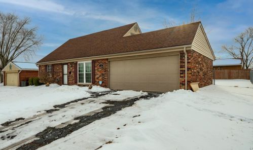 652 Nevada Dr, Xenia OH 45385-4649 exterior