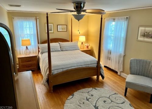 16 Haines Dr, Bloomfield NJ  07003-2906 exterior