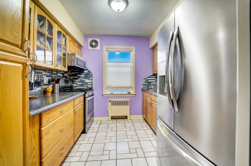 656 Avenue A, Bayonne NJ  07002-1801 exterior