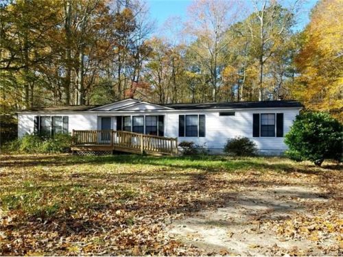 8454 Indian Rd, Zanoni, VA 23061-5225
