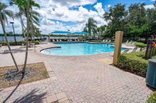 1231 179th Ave, Hollywood FL  33029-3162 exterior