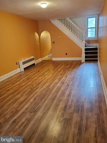 39 Franklin St, Trenton, NJ 08610-5869