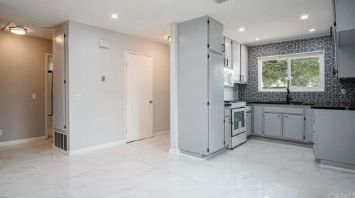 817 Rachel Ct, Redlands CA  92373-4563 exterior