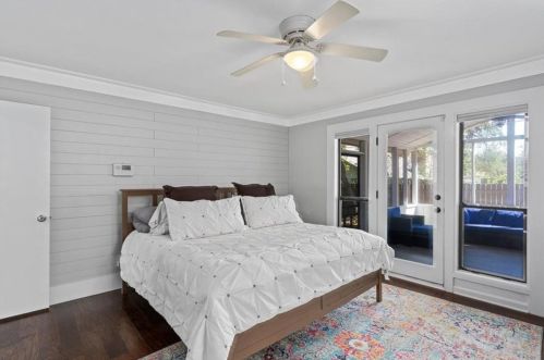 9626 Braeburn Gln, Austin TX 78729-2710 exterior