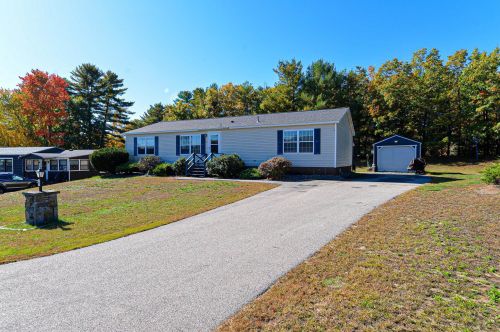 31 Lilac Ct, Raymond, NH 03077-2679
