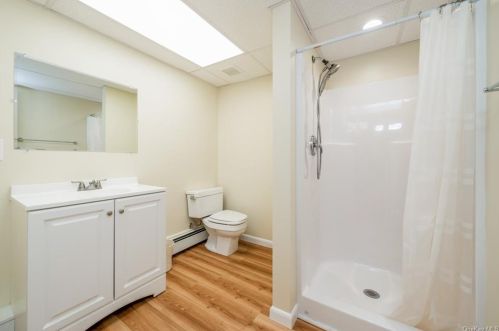 188 Bellvale Lakes Rd, Warwick NY  10990-3454 exterior