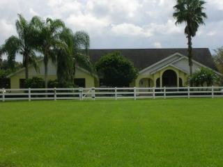 3915 Midway Rd, Plant City FL  33565-2238 exterior