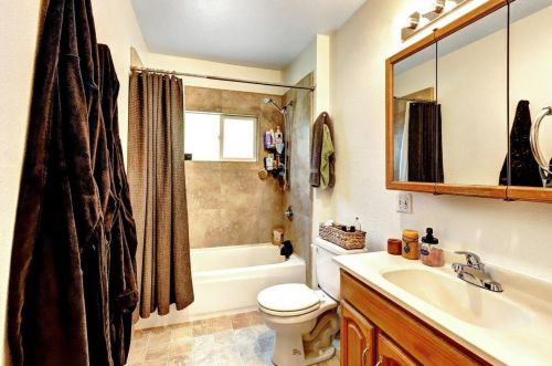 516 Packard Dr, Grass Valley CA  95945-7023 exterior