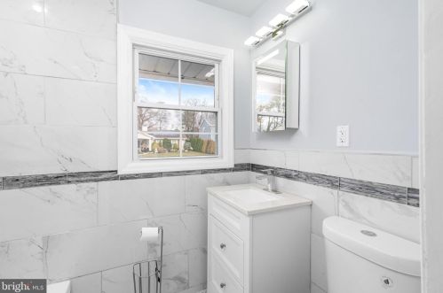 38 Bloomfield Ln, Willingboro NJ  08046-1513 exterior