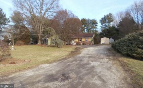 1150 Old Indian Mills Rd, Southampton, NJ 08088-9429