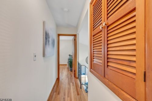 37 Stewart Ave, West Paterson NJ  07424-1843 exterior