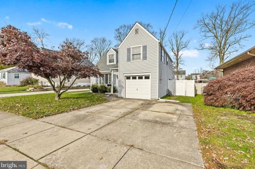313 Haines Ave, Barrington, NJ 08007-1044
