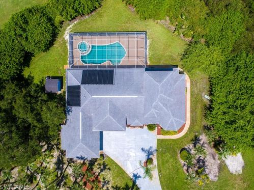 813 Glenn Ave, Lehigh Acres FL 33972-3333 exterior