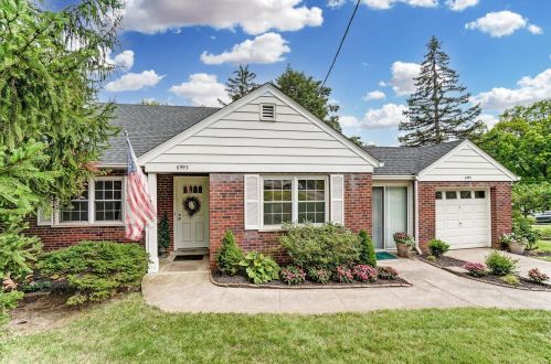 6993 Bramble Hill Dr, Cincinnati, OH 45227-3260