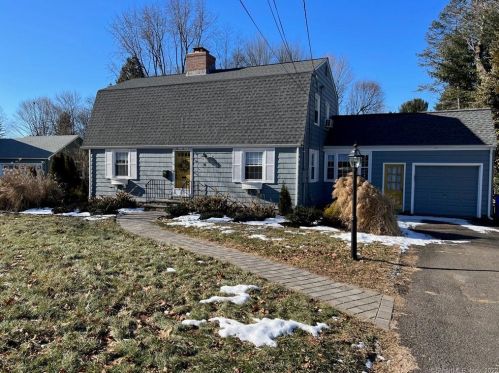 75 Mountain Rd, Hartford CT  06111-1519 exterior