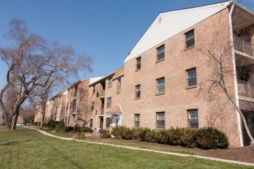161 Riversedge Dr, Norristown, PA 19403-3730