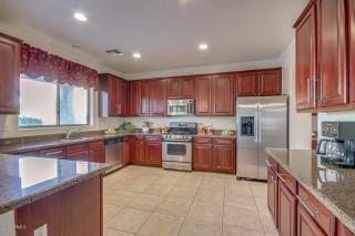 2886 Hazeltine Way, Chandler, AZ 85249-5024