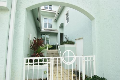 206 Mainsail Cir, Jupiter, FL 33477-1402