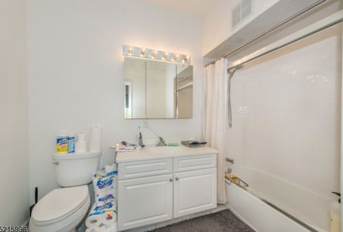 280 Main St, Little Falls NJ  07424-1372 exterior