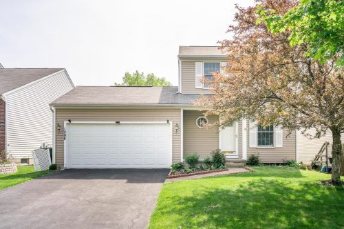 1098 Harley Run Dr, Blacklick, OH 43004-9039