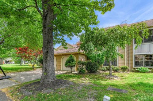 6 Morton Ct, East Brunswick, NJ 08816-4082