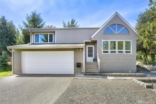7799 Holly Tree Pl, Bremerton, WA 98312-1064