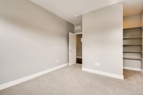 2111 Franklin St, Denver CO 80205-3905 exterior