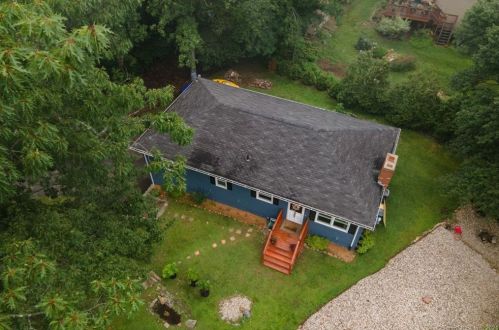51 Pratt Ln, Waterbury, CT 06716-3012