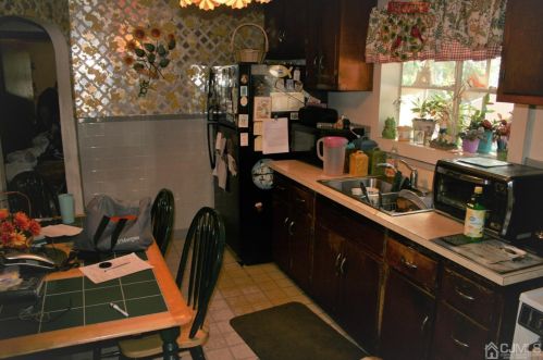 9 Sadowski Dr, Old Bridge NJ  08857-1444 exterior
