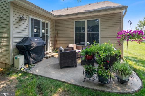 15 Meadowview Dr, Pilesgrove NJ  08098-2539 exterior