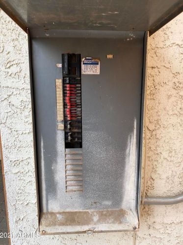 7526 Taylor St, Scottsdale AZ  85257-4352 exterior