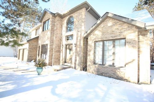3361 Evergreen Ln, Eau Claire, WI 54701-5912