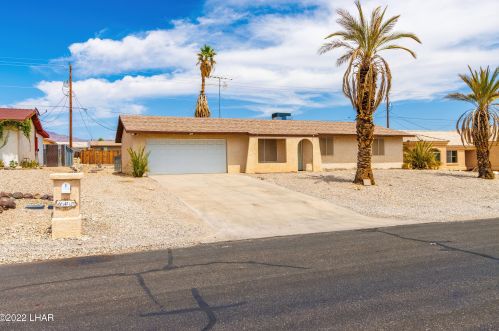 642 Riverboat Dr, Lake Havasu City, AZ 86403-3650