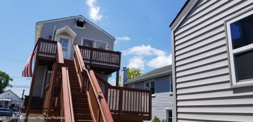 322 Dupont Ave, Pelican Island NJ  08751-2526 exterior