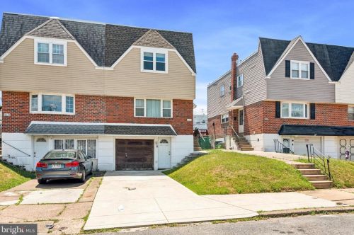 9031 Brous Ave, Philadelphia, PA 19152-1405