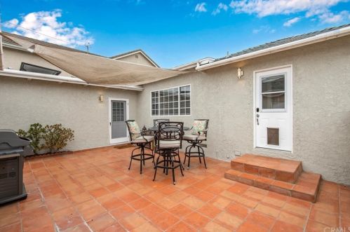 6003 Eckleson St, Lakewood CA  90713-1910 exterior