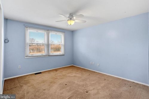 16 Turner Ln, Willingboro NJ  08046-3622 exterior