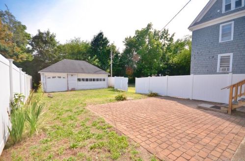 78 Lincoln Ave, United States Coast Guard Ac CT  06320-5145 exterior