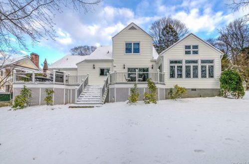 59 London Ter, New Rochelle, NY 10804-4320