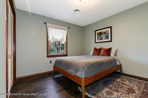 220 Long Swamp Rd, Plumsted Township NJ  08533-2028 exterior