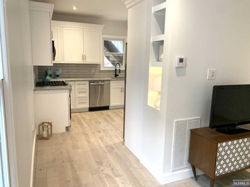 132 Forest St, Montclair NJ  07042-3806 exterior